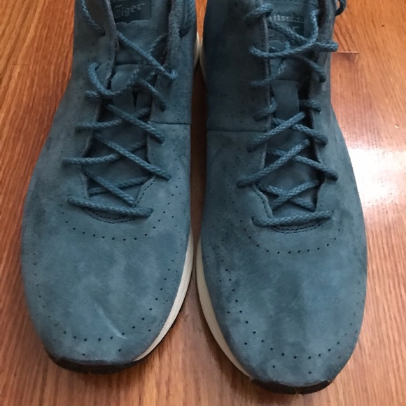 Onitsuka Tiger Shoes - Picture 2 of 6